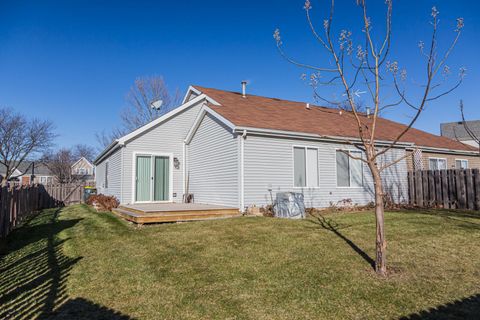 Tiny photo for 792 Trinity Court, Carol Stream, IL 60188 (MLS # 12523355)