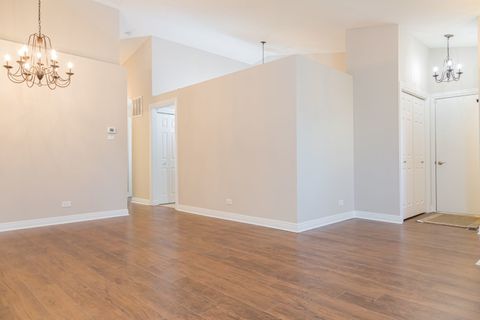 Tiny photo for 792 Trinity Court, Carol Stream, IL 60188 (MLS # 12523355)