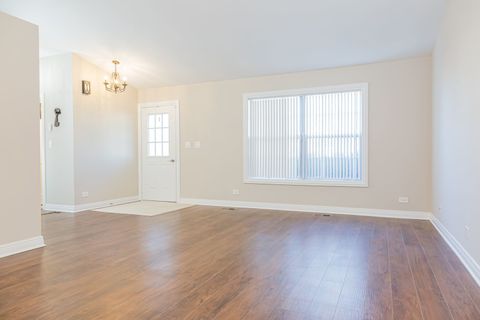 Tiny photo for 792 Trinity Court, Carol Stream, IL 60188 (MLS # 12523355)