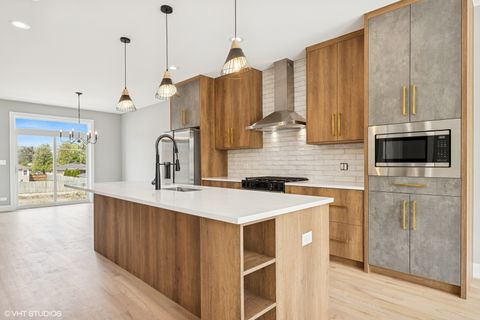 Tiny photo for 2813 Auxplaines Avenue, River Grove, IL 60171 (MLS # 12499025)