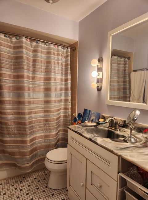 Tiny photo for 5631 6th Avenue #2C, Countryside, IL 60525 (MLS # 12642453)