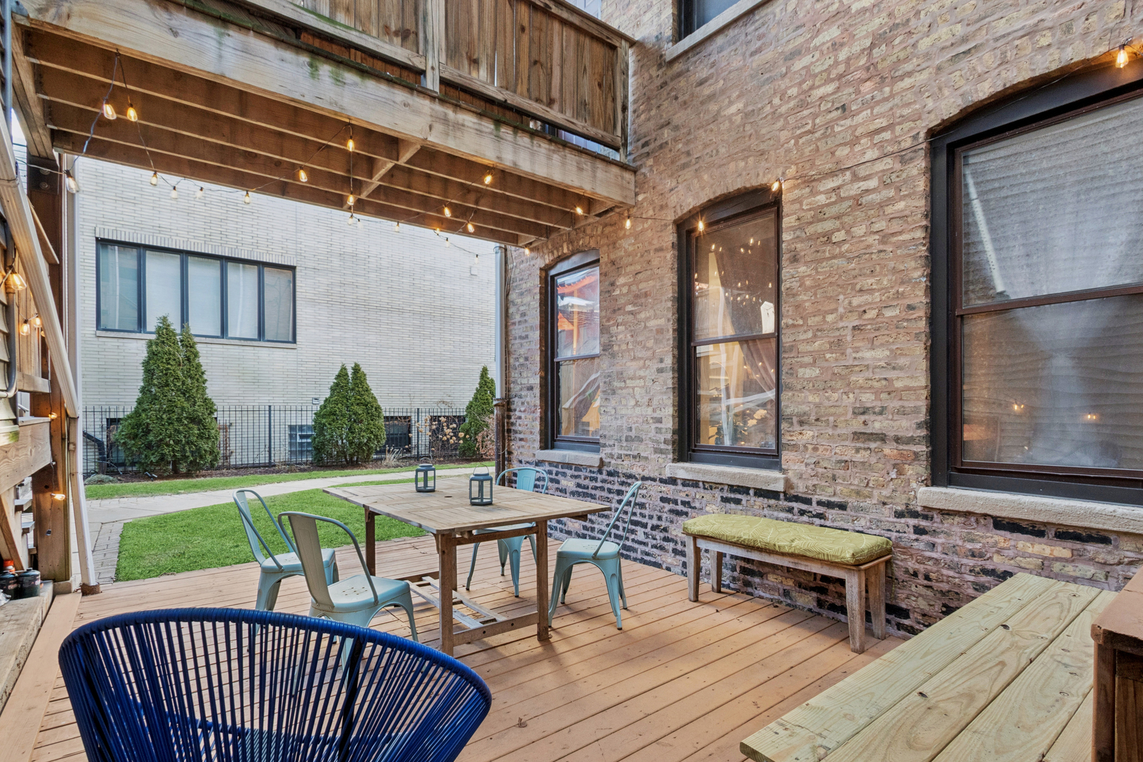 1920 W Dickens Avenue 1R