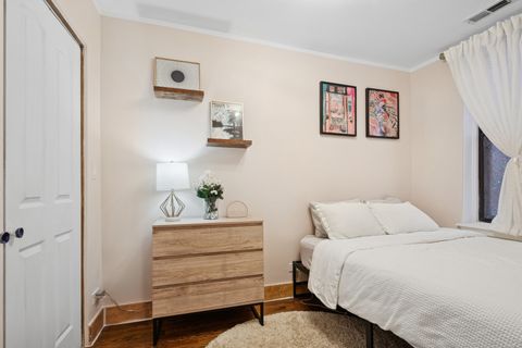 Tiny photo for 1920 W Dickens Avenue #1R, Chicago, IL 60614 (MLS # 12571601)