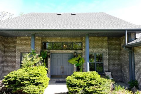 Tiny photo for 3900 VALLEY OAKS Drive, Clinton, IA 52732 (MLS # 12637257)