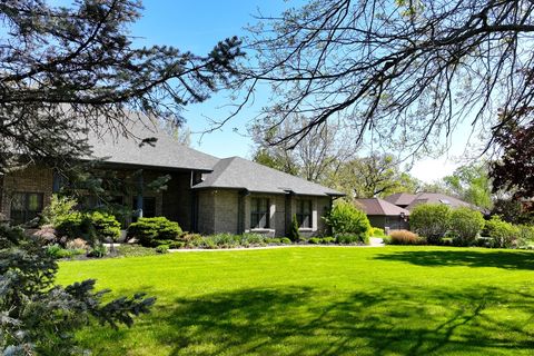 Tiny photo for 3900 VALLEY OAKS Drive, Clinton, IA 52732 (MLS # 12637257)