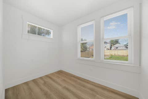 Tiny photo for 2724 N Mobile Avenue, Chicago, IL 60639 (MLS # 12678319)