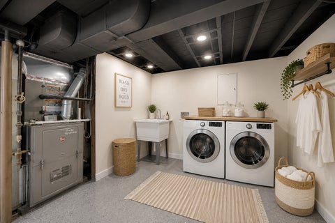 Tiny photo for 2724 N Mobile Avenue, Chicago, IL 60639 (MLS # 12678319)