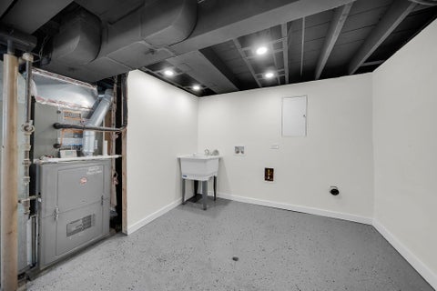 Tiny photo for 2724 N Mobile Avenue, Chicago, IL 60639 (MLS # 12678319)