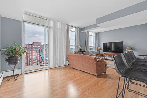 Tiny photo for 9001 Golf Road #10F, Des Plaines, IL 60016 (MLS # 12724612)