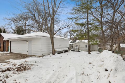 Tiny photo for 215 Indian Trail, Lake In The Hills, IL 60156 (MLS # 12526266)