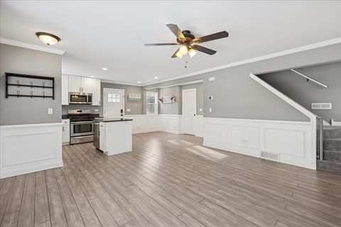 Tiny photo for 215 Indian Trail, Lake In The Hills, IL 60156 (MLS # 12526266)