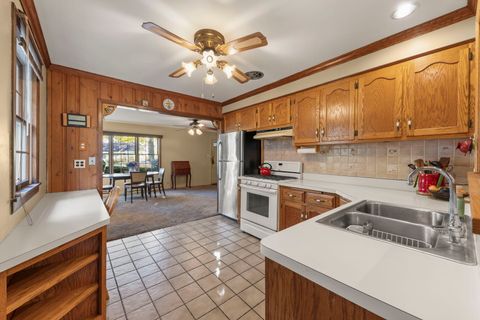 Tiny photo for 17601 Lincoln Avenue, Homewood, IL 60430 (MLS # 12504484)