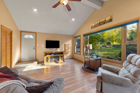 Tiny photo for 17601 Lincoln Avenue, Homewood, IL 60430 (MLS # 12504484)