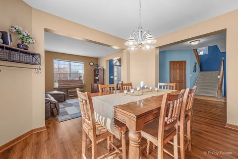 Tiny photo for 601 Meade Boulevard, North Aurora, IL 60542 (MLS # 12568241)