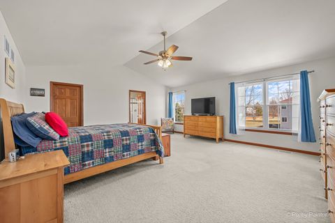 Tiny photo for 601 Meade Boulevard, North Aurora, IL 60542 (MLS # 12568241)