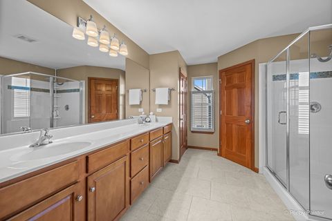 Tiny photo for 601 Meade Boulevard, North Aurora, IL 60542 (MLS # 12568241)