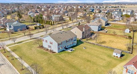 Tiny photo for 601 Meade Boulevard, North Aurora, IL 60542 (MLS # 12568241)