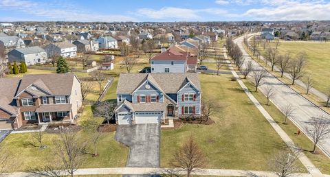 Tiny photo for 601 Meade Boulevard, North Aurora, IL 60542 (MLS # 12568241)