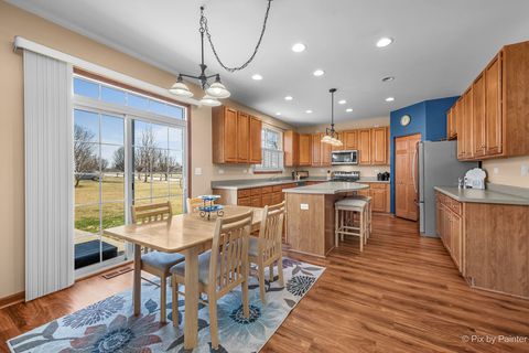 Tiny photo for 601 Meade Boulevard, North Aurora, IL 60542 (MLS # 12568241)