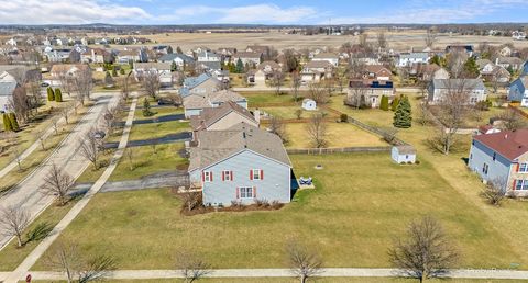 Tiny photo for 601 Meade Boulevard, North Aurora, IL 60542 (MLS # 12568241)