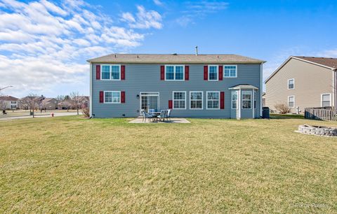 Tiny photo for 601 Meade Boulevard, North Aurora, IL 60542 (MLS # 12568241)