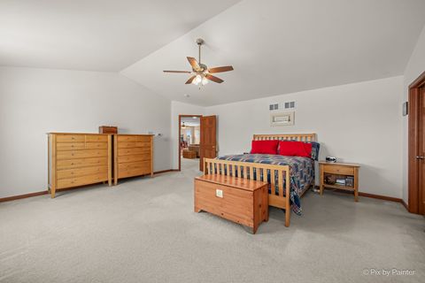 Tiny photo for 601 Meade Boulevard, North Aurora, IL 60542 (MLS # 12568241)