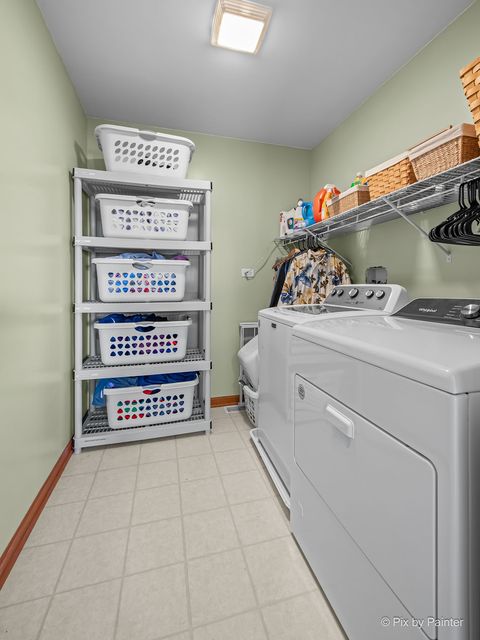 Tiny photo for 601 Meade Boulevard, North Aurora, IL 60542 (MLS # 12568241)