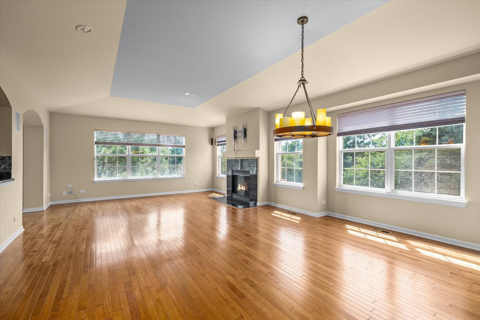 352 Montabello