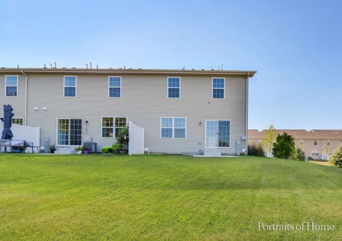 Tiny photo for 2068 Canyon Creek Court #2068, Aurora, IL 60503 (MLS # 12674628)