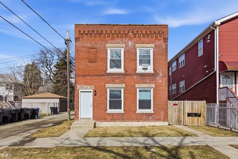 16 E 118TH Place Chicago IL 60628