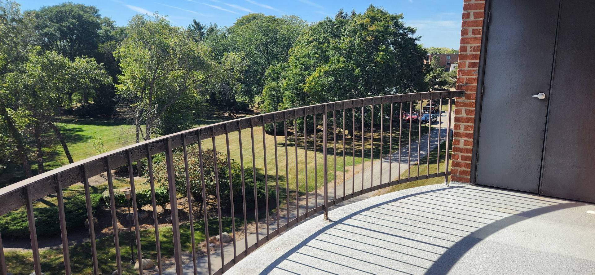 Arlington Heights, Illinois 60005, United States, 2 Bedrooms Bedrooms, ,2 BathroomsBathrooms,Residential,Active,229739