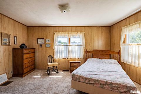 Tiny photo for 840 Highway 145 S, Harrisburg, IL 62946 (MLS # QC4267102)