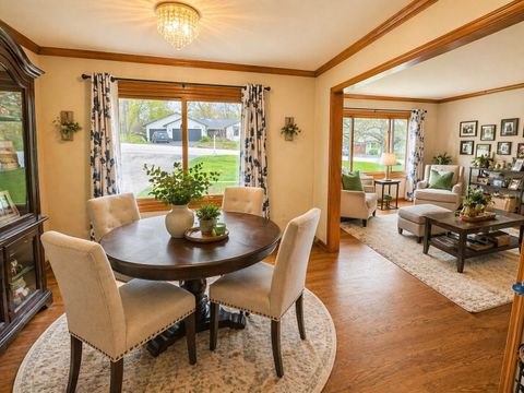 Tiny photo for 4516 Hillside Court, Crystal Lake, IL 60012 (MLS # 12619587)