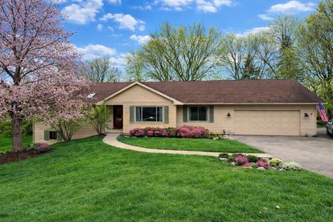 Photo of 4516 Hillside Court, Crystal Lake, IL 60012 (MLS # 12619587)