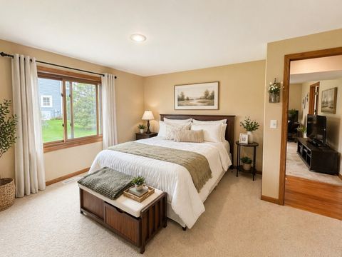 Tiny photo for 4516 Hillside Court, Crystal Lake, IL 60012 (MLS # 12619587)