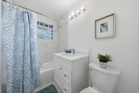 Tiny photo for 364 N Biermann Avenue, Villa Park, IL 60181 (MLS # 12719628)