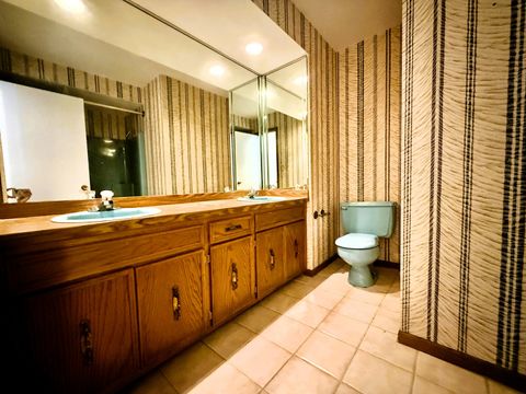 Tiny photo for 9608 S Kolin Avenue, Oak Lawn, IL 60453 (MLS # 12559381)