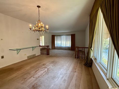 Tiny photo for 9608 S Kolin Avenue, Oak Lawn, IL 60453 (MLS # 12559381)