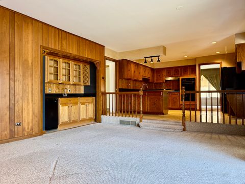 Tiny photo for 9608 S Kolin Avenue, Oak Lawn, IL 60453 (MLS # 12559381)