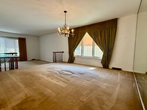 Tiny photo for 9608 S Kolin Avenue, Oak Lawn, IL 60453 (MLS # 12559381)