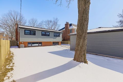 A home in Park Ridge