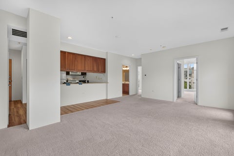 Tiny photo for 1572 Maple Avenue #406, Evanston, IL 60201 (MLS # 12789104)
