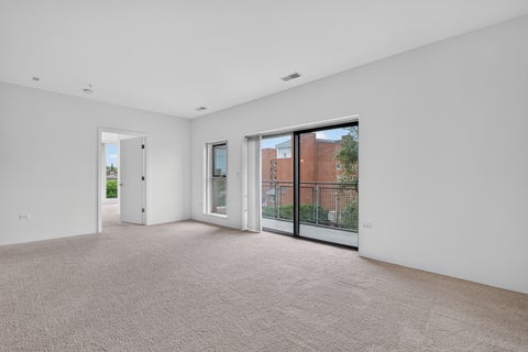 Tiny photo for 1572 Maple Avenue #406, Evanston, IL 60201 (MLS # 12789104)