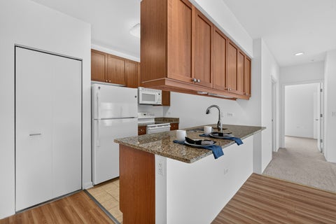 Tiny photo for 1572 Maple Avenue #406, Evanston, IL 60201 (MLS # 12789104)