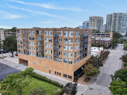Tiny photo for 1572 Maple Avenue #406, Evanston, IL 60201 (MLS # 12789104)