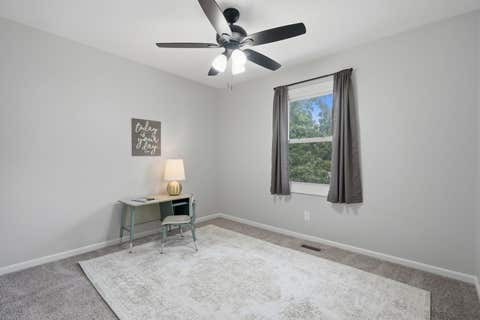 Tiny photo for 4415 Montclair Court, Bettendorf, IA 52722 (MLS # 12731838)