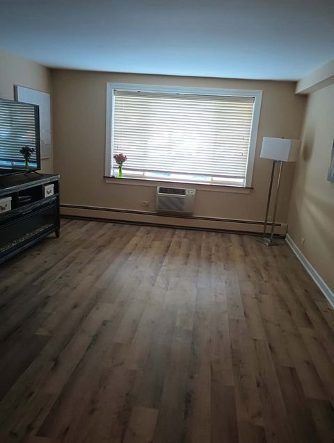 Tiny photo for Hoffman Estates, IL 60169 (MLS # 12533060)