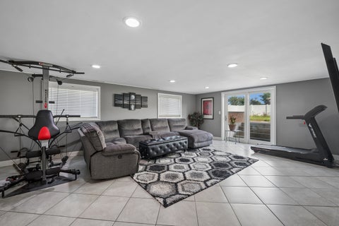 Tiny photo for 8560 W Clara Drive, Niles, IL 60714 (MLS # 12743105)
