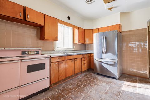 Tiny photo for 643 S 19th Avenue, Maywood, IL 60153 (MLS # 12506190)