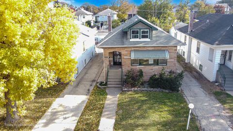 Tiny photo for 643 S 19th Avenue, Maywood, IL 60153 (MLS # 12506190)